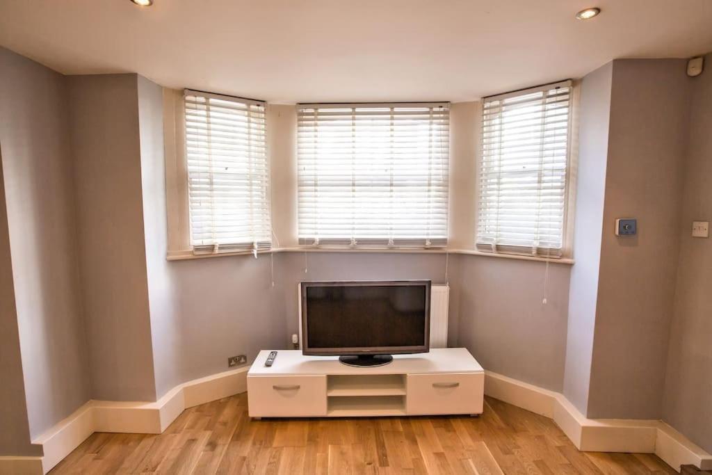 Charming In Near The & Town * Deal