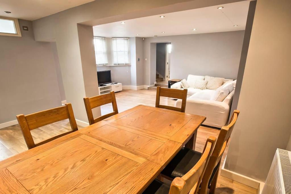 Charming In Near The & Town * Deal